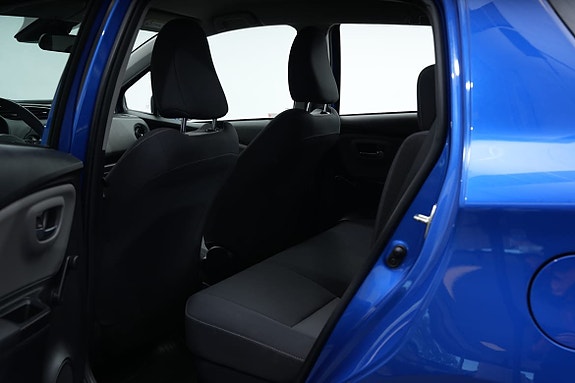 Toyota Yaris 16 of 22