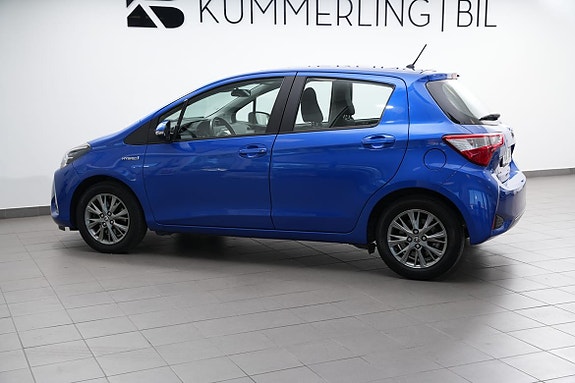 Toyota Yaris 11 of 22