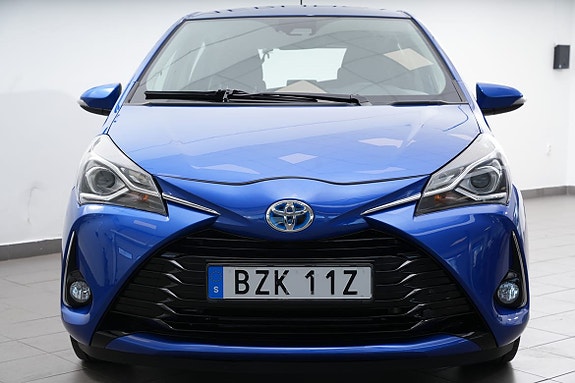 Toyota Yaris 8 of 22