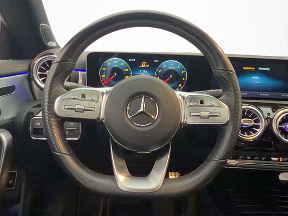 Mercedes-Benz CLA250 14 of 30