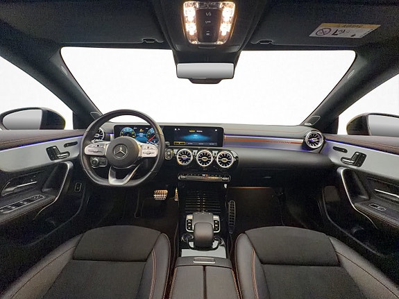 Mercedes-Benz CLA250 13 of 30
