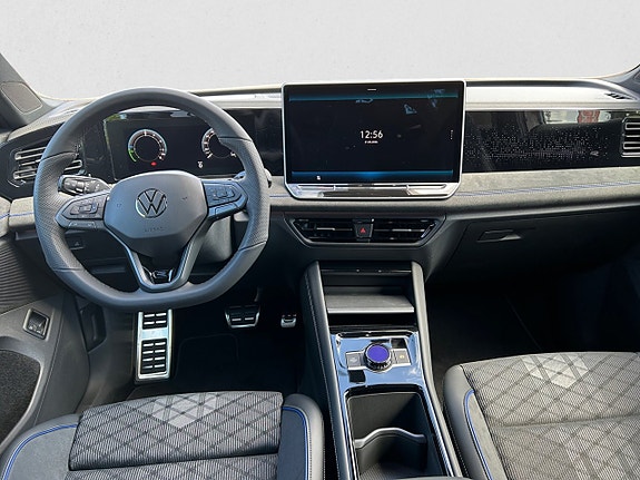 Volkswagen Tiguan 5 of 9