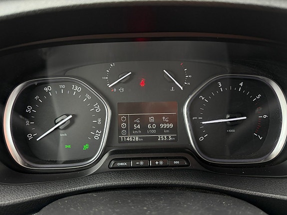 Peugeot Expert 19 of 19