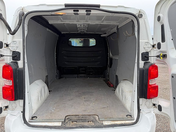 Peugeot Expert 10 of 19