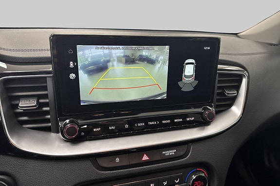 Kia XCeed 17 of 21