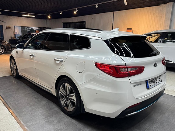 Kia Optima 4 of 19