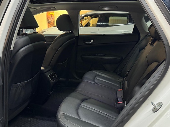 Kia Optima 19 of 19