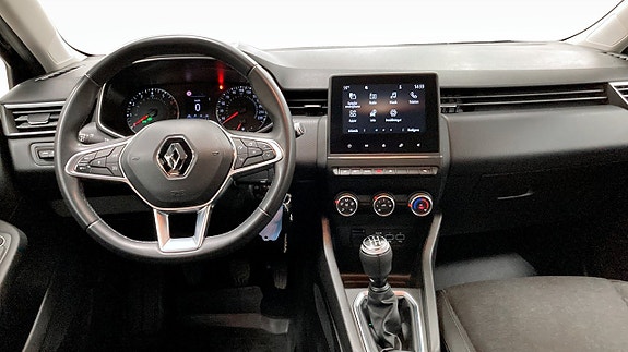 Renault Clio 10 of 12
