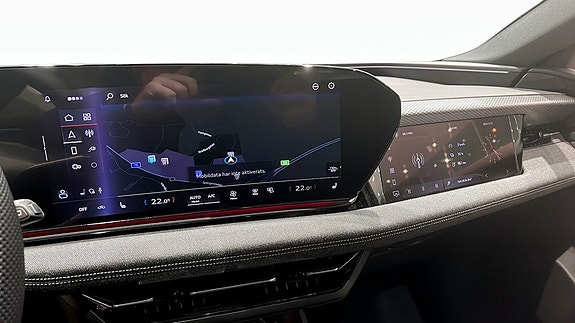 Audi A6 e-tron 12 of 15