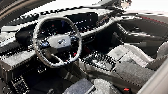 Audi A6 e-tron 9 of 15