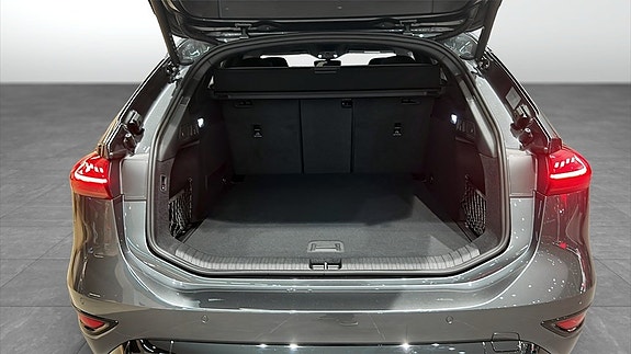 Audi A6 e-tron 14 of 15