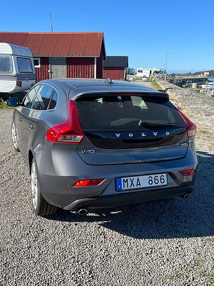Volvo V40 6 of 25