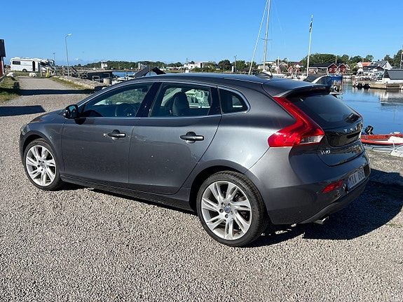 Volvo V40 5 of 25