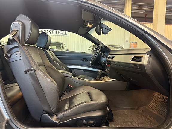 BMW 330d 12 of 14