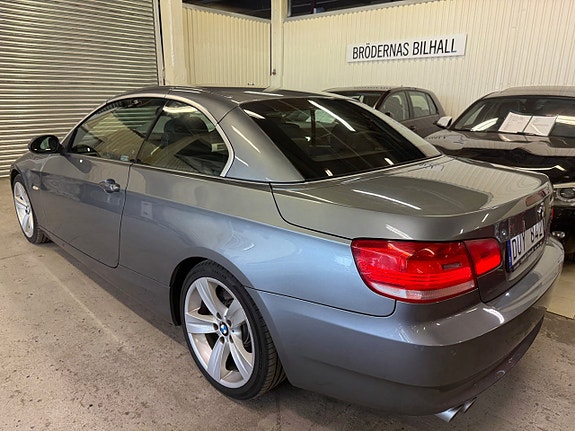 BMW 330d 4 of 14