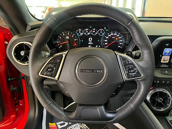 Chevrolet Camaro 20 of 29