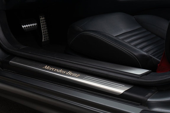 Mercedes-Benz SL500 26 of 30