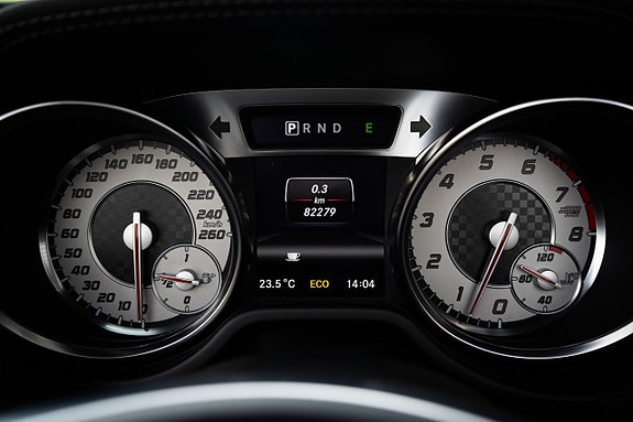 Mercedes-Benz SL500 28 of 30
