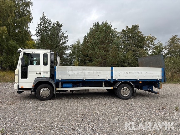 Lastbil Volvo FL180 med bakgavellyft 2 of 6