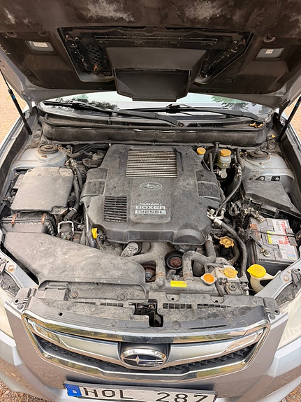 Subaru Legacy 12 of 12