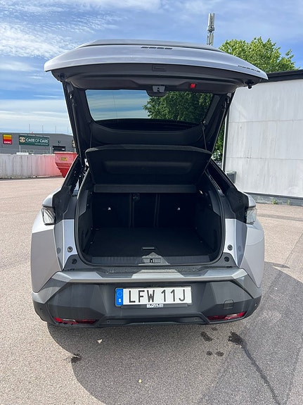 Peugeot 3008 8 of 23