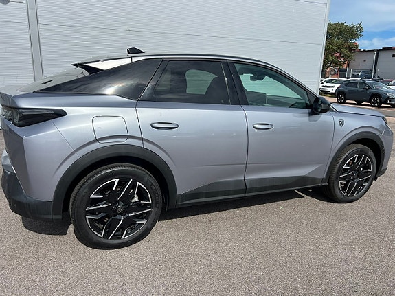 Peugeot 3008 18 of 23