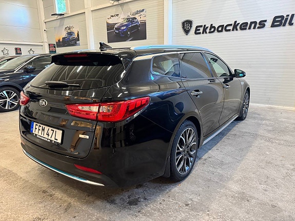 Kia Optima 4 of 25