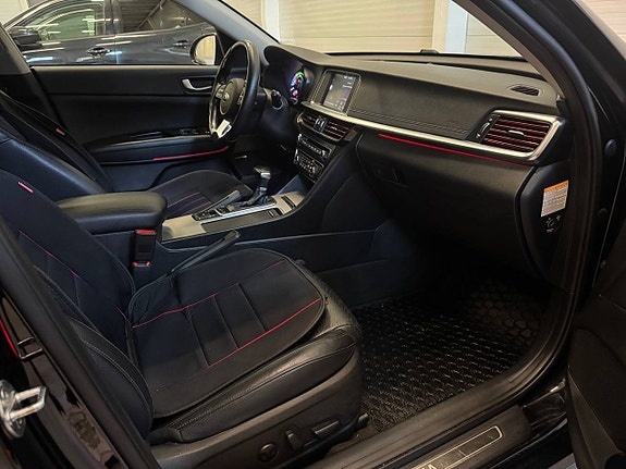 Kia Optima 10 of 25
