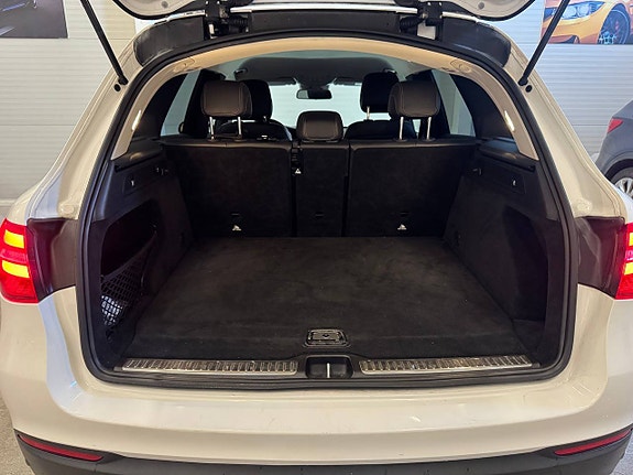 Mercedes-Benz GLC220 d 21 of 23