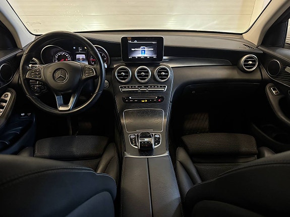 Mercedes-Benz GLC220 d 8 of 23