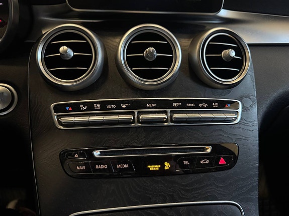 Mercedes-Benz GLC220 d 19 of 23