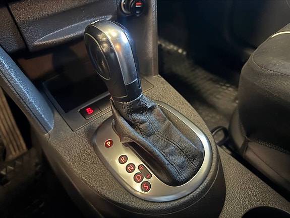 Volkswagen Caddy Maxi 13 of 19