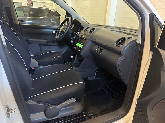 Volkswagen Caddy Maxi 9 of 19