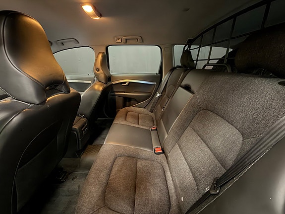 Volvo XC70 10 of 12