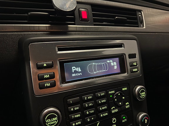 Volvo XC70 9 of 12