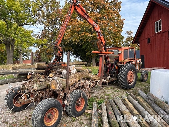 Traktor Massey Ferguson 178 med huggarvagn 4 of 6