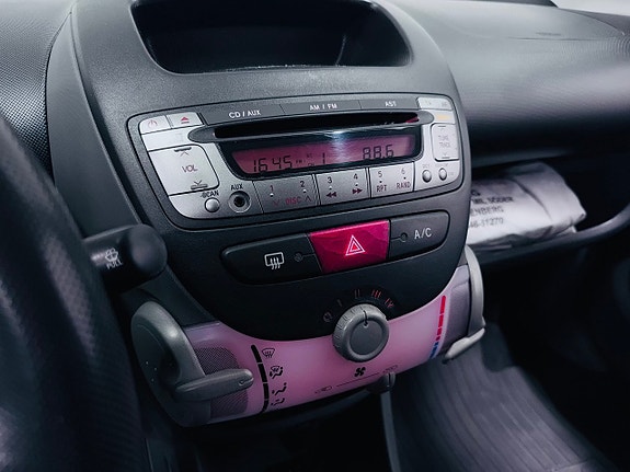 Toyota Aygo 9 of 14