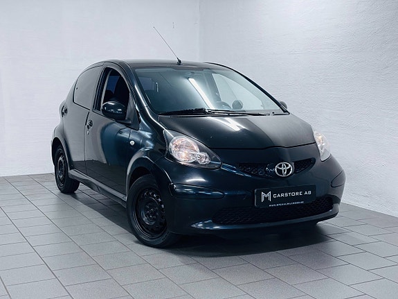 Toyota Aygo 3 of 14