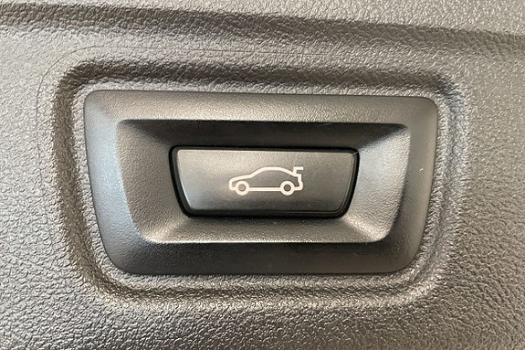 BMW 320 15 of 18