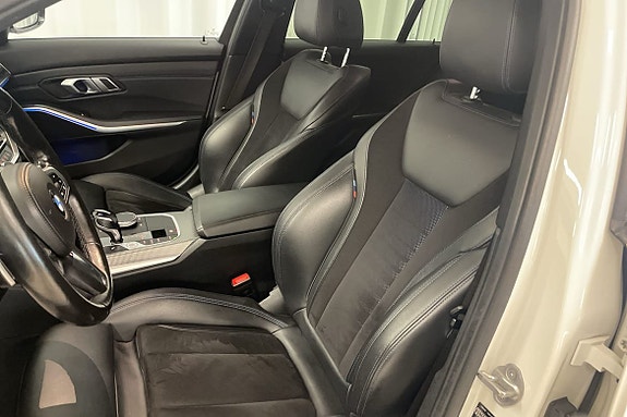 BMW 320 16 of 18