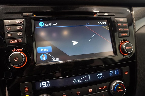 Nissan X-Trail 9 of 12