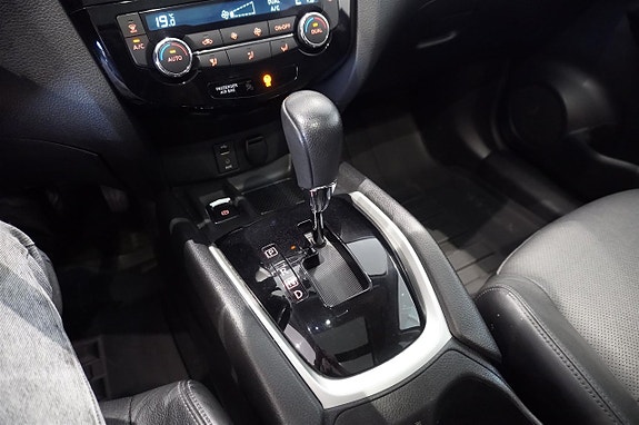 Nissan X-Trail 10 of 12
