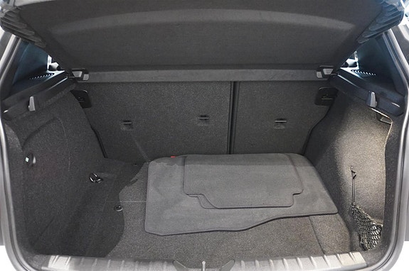 BMW 120i 11 of 13