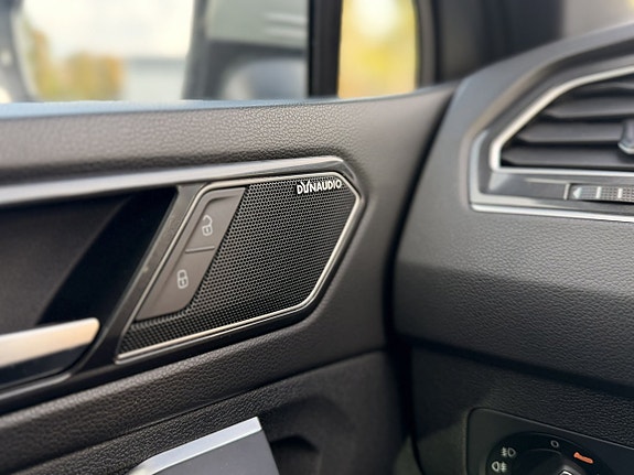 Volkswagen Tiguan 15 of 21
