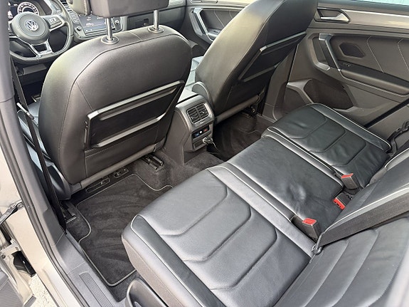 Volkswagen Tiguan 18 of 21