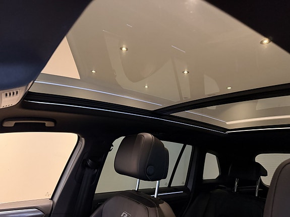 Volkswagen Tiguan 9 of 21