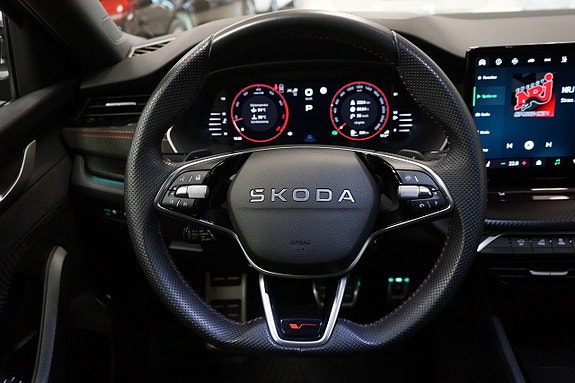 Skoda Octavia 14 of 29