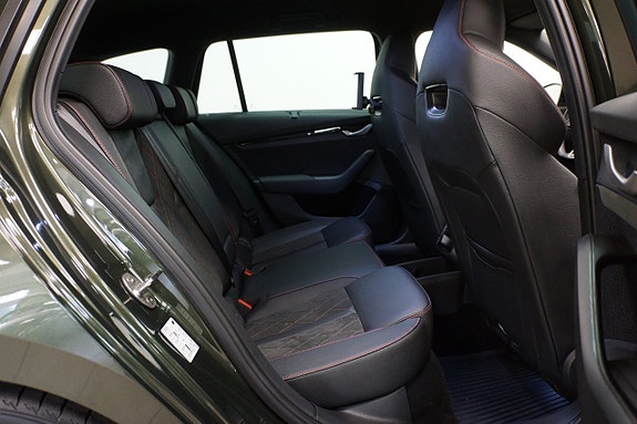 Skoda Octavia 17 of 29