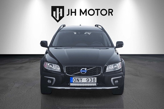 Volvo XC70 9 of 18