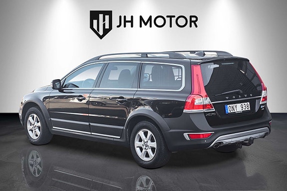 Volvo XC70 4 of 18